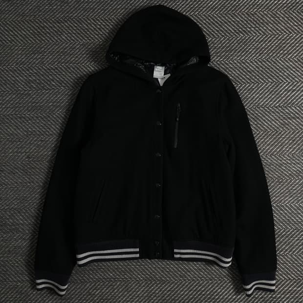 나이키 스우시로고 후드 모직 바시티 자켓o 3487