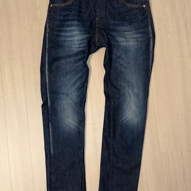 Dolce & Gabbana washed jean