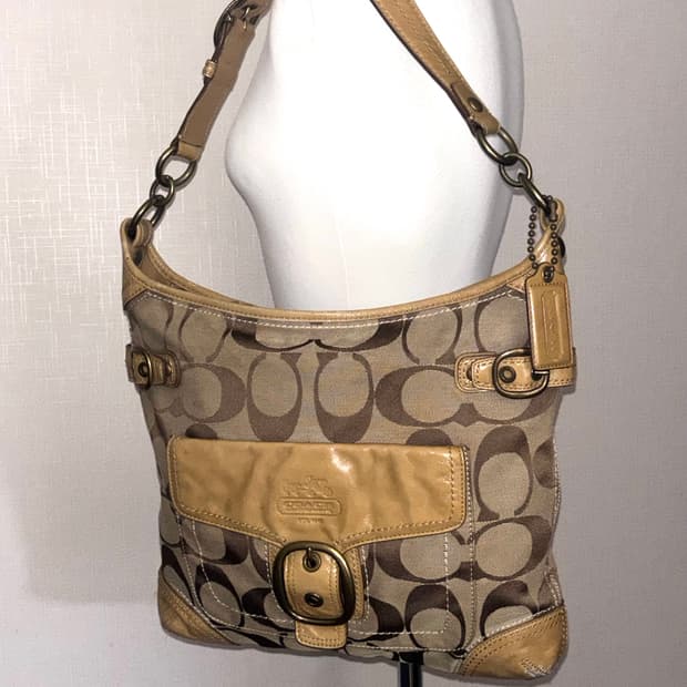 Coach vintage shoulder bag