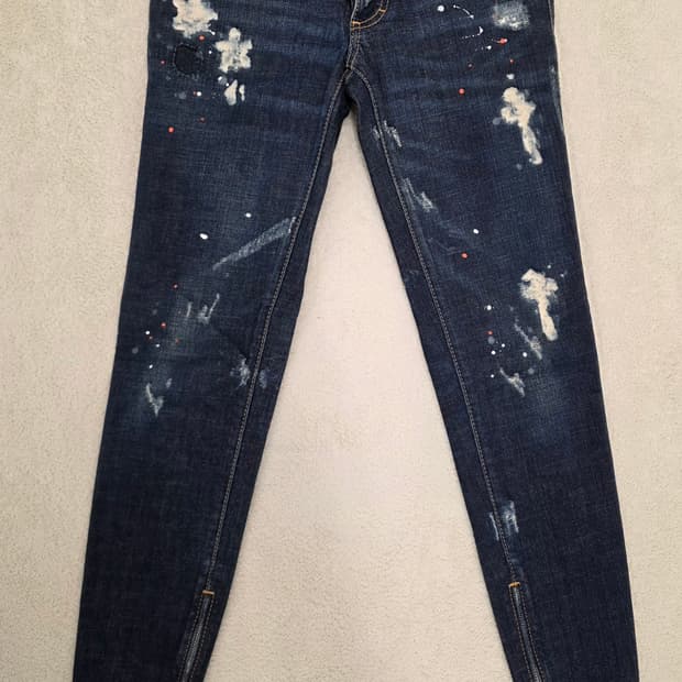 디스퀘어드2 여성 청바지.   싸이즈 28