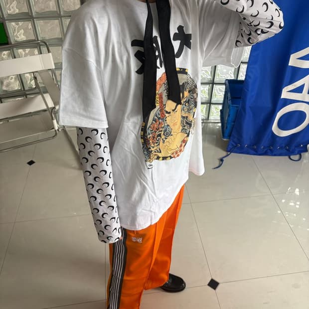 OSAKA TEE 오사카 티