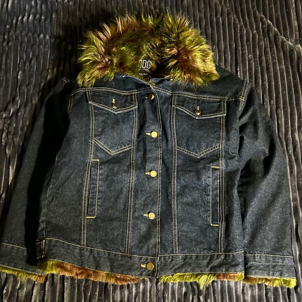 Fur Detail Denim Trucker Jacket