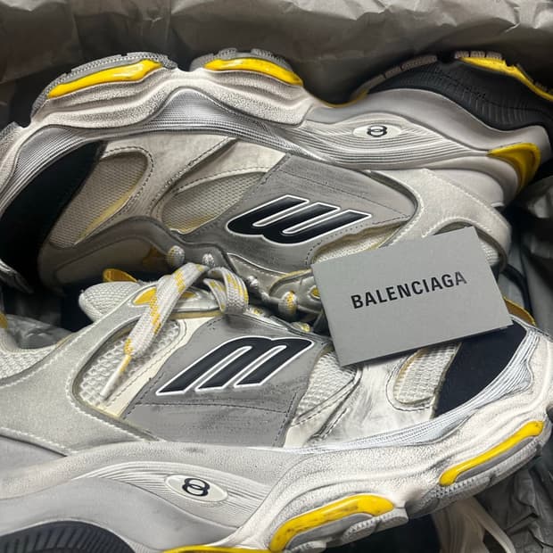 발렌시아가 카고 og 런웨이 42