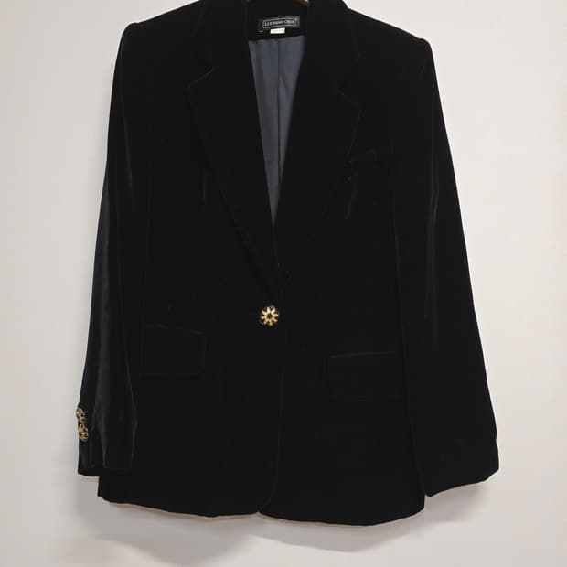 루치아노 최 블랙 벨벳 자켓