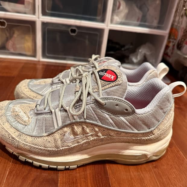 슈프림 나이키 뱀피 맥스 98