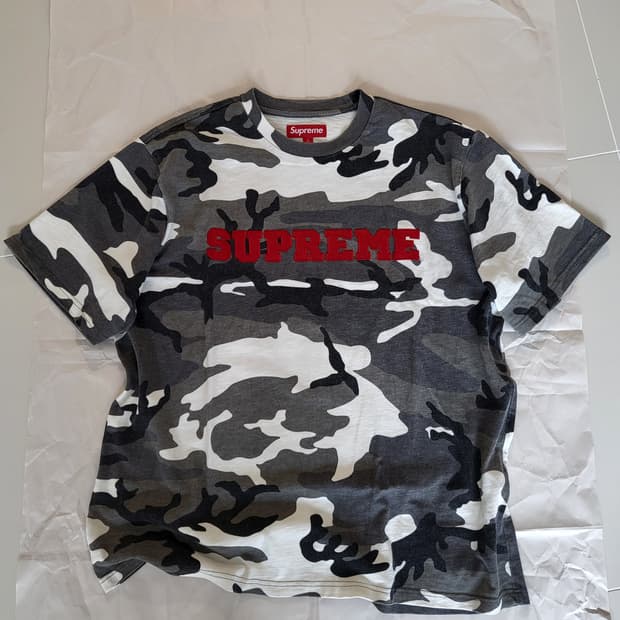 슈프림 컬리지에이트 숏슬리브 탑 스노우 카모 