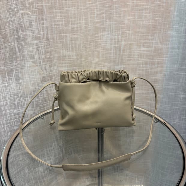 정품 한섬 덱케 플로우백    