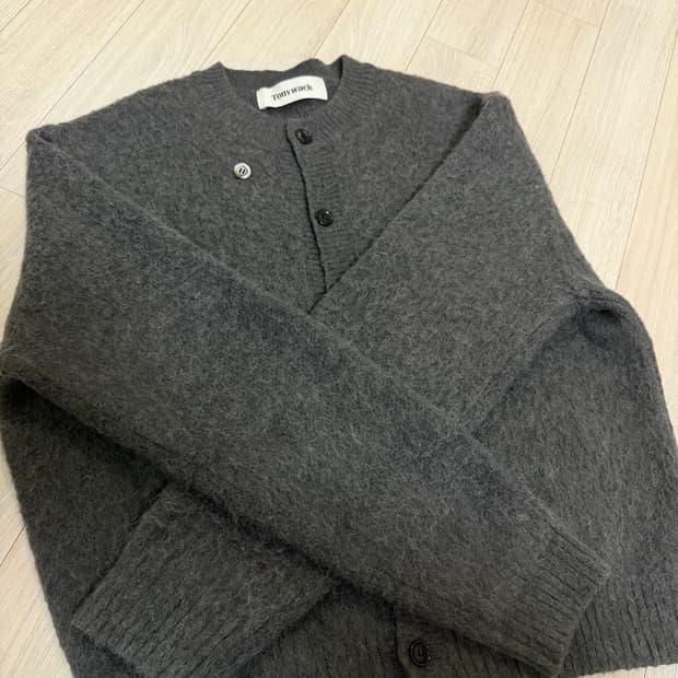 토니웩 알파카 가디건 판매합니다