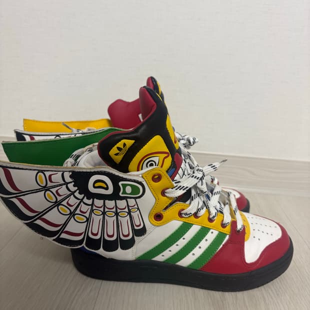 아디다스 제레미스캇 이글윙토템