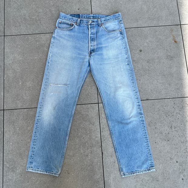 90s Vintage USA Levis 501xx W36 L34