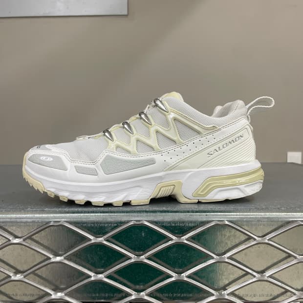 살로몬 ACS + 화이트 실버 245