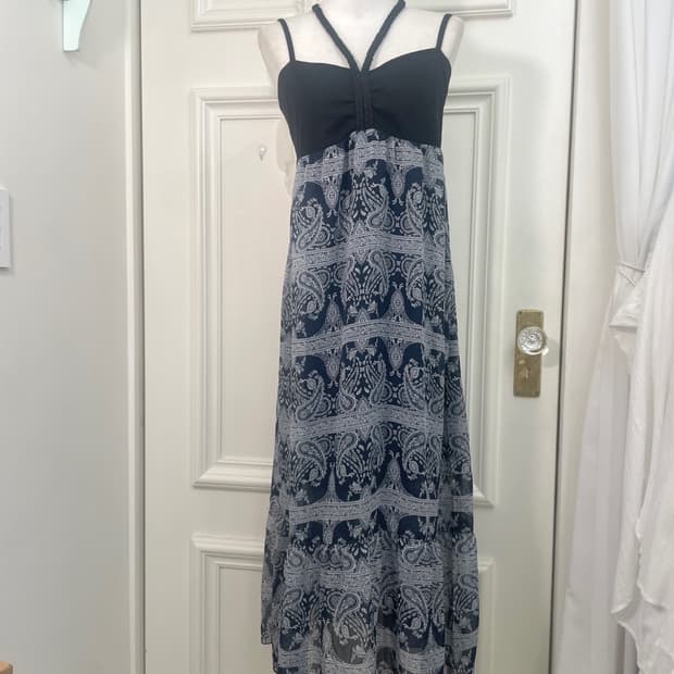 navy pasley long sleeveless opc(size-L)