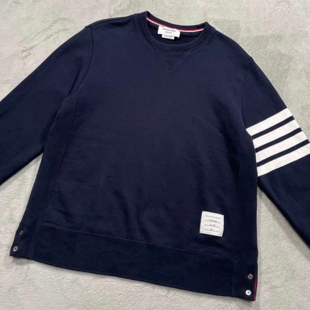 톰브라운 맨투맨 네이비 5사이즈