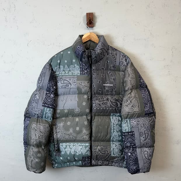 디스이즈네버댓 반다나 퍼텍스 다운 패딩