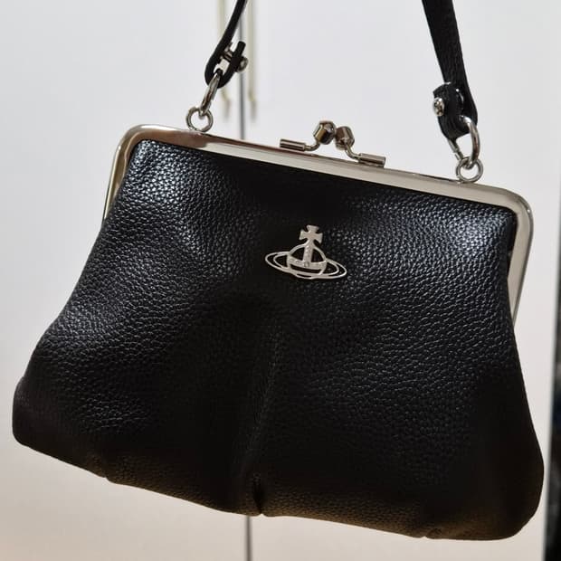 비비안웨스트우드 가방