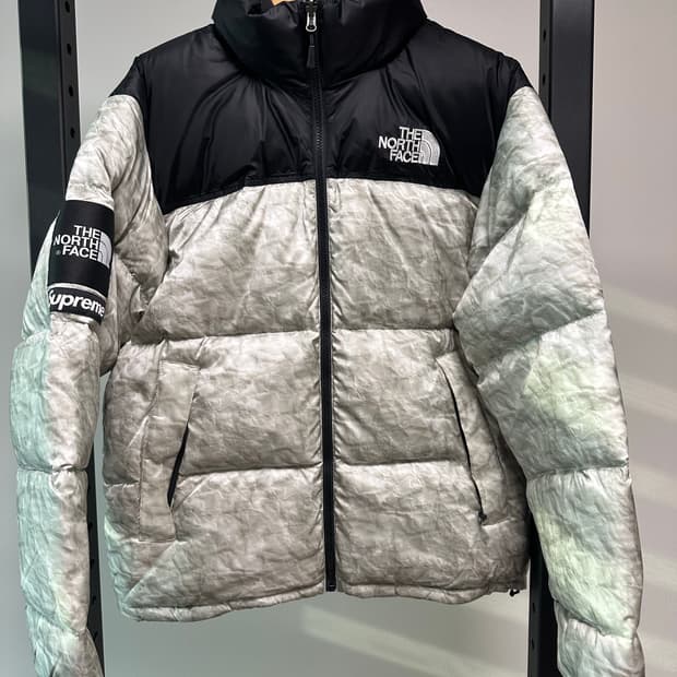 슈프림 노스페이스 페이퍼 눕시 눕체