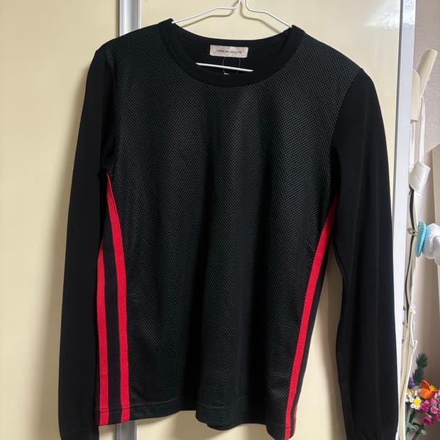 Commedes carcons 트랙져지탑