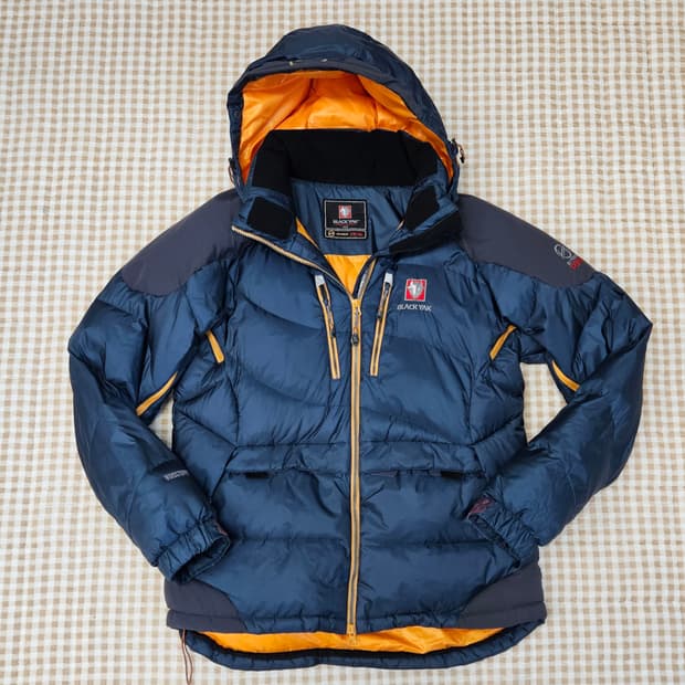 블랙야크 구스다운 겨울패딩 남자100