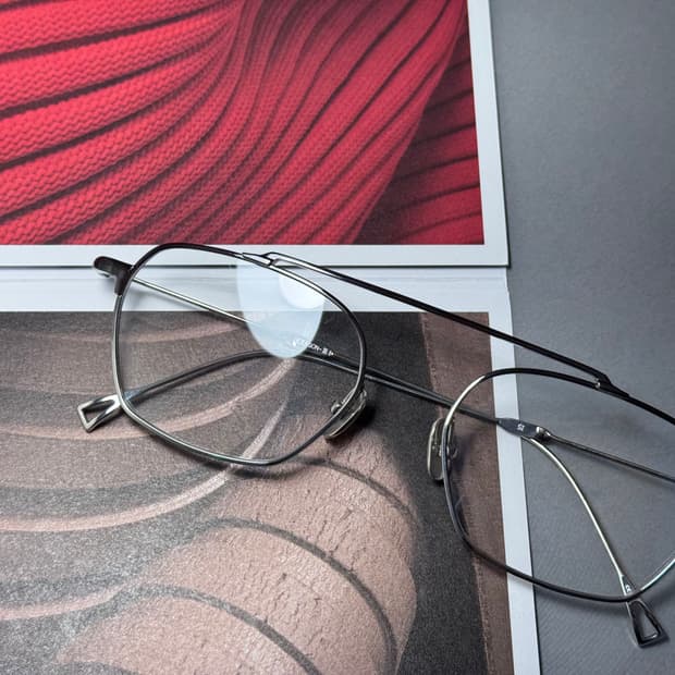 이세이 미야케 x 금자안경 유아인 투브릿지 티타늄 안경 0013