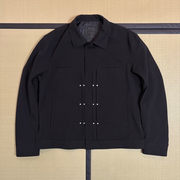 S’YTE 요지야마모토 플리츠 블라인드 버튼 자켓