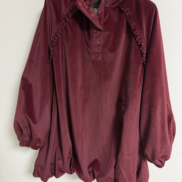 플레따 후드 벨벳 원피스