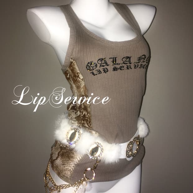 Lip Service 립서비스 Y2K 락시크 파이톤 슬리브리스 나시 펑크
