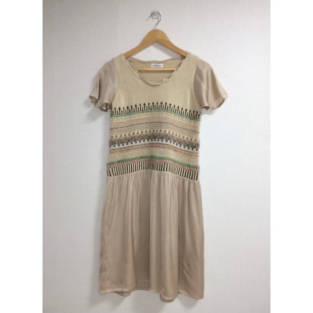 Merrem 멜렘 니트 뜨개 베이지 반팔 원피스