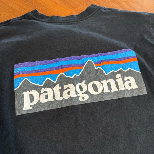 파타고니아 블랙 롱슬리브 티셔츠 L