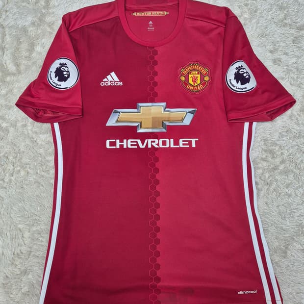 16-17 맨유 홈 유니폼 (No.6 포그바) - 105 사이즈