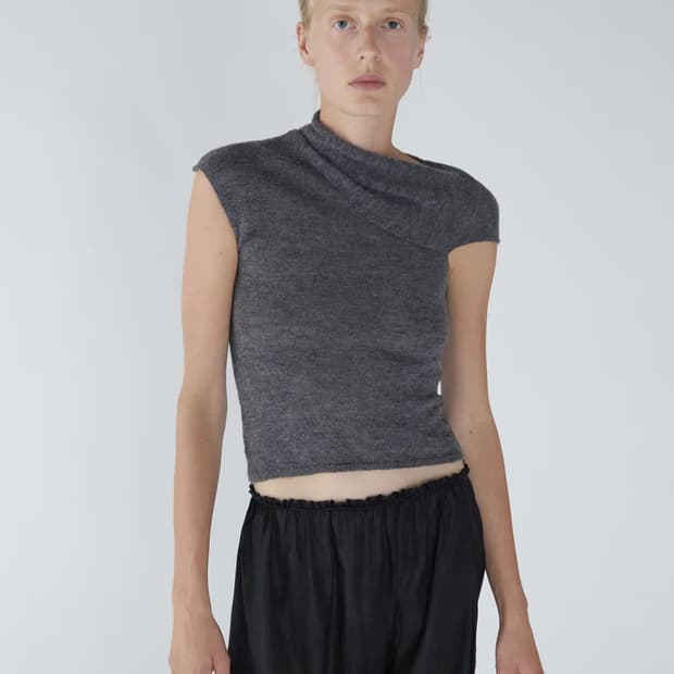 [XS]팔로마울 Aurum 모헤어 비대칭 니트/차콜