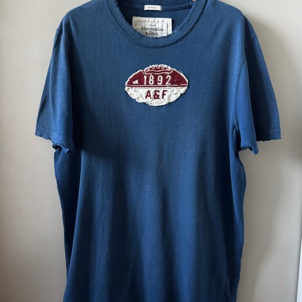 아베크롬비 1892 A&F 컷팅 반팔 티셔츠L
