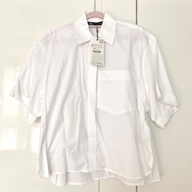 택달린 새상품 ZARA XS 뉴진스 버블검 뮤직비디오 화이트 자라 셔츠