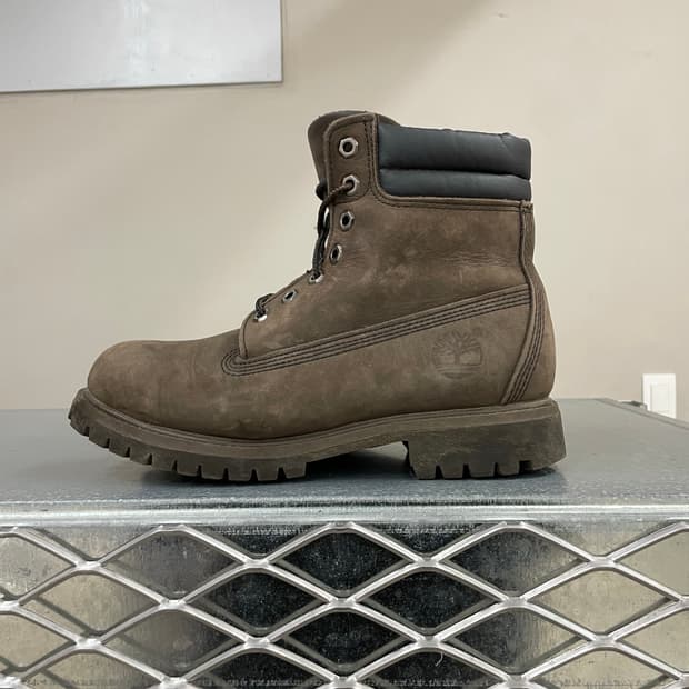 팀버랜드 6인치 워터 프루프 다크 브라운 7M