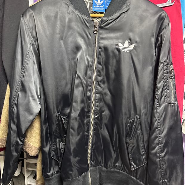 아디다스 항공점퍼