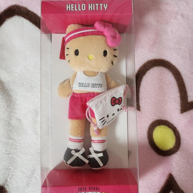 큐티런 헬로키티 에디션 드레스업 올리브영