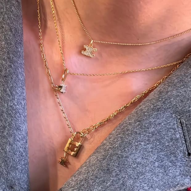 셀린느 크리스탈 목걸이 골드