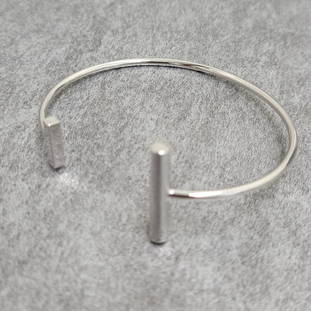unique bangle