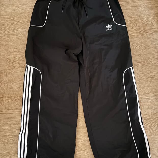 아디다스 와이드 트랙팬츠 L