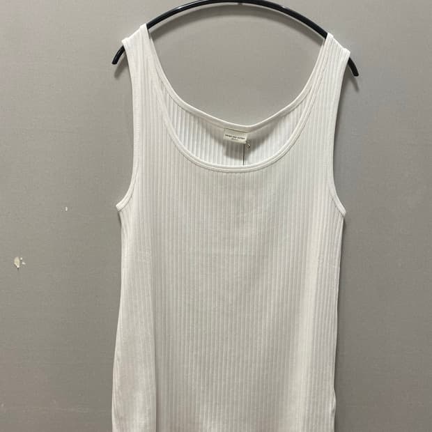 드리스반노튼 민소매 m사이즈 새상품