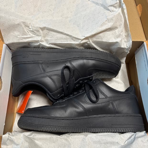 나이키 에어포스 블랙 265