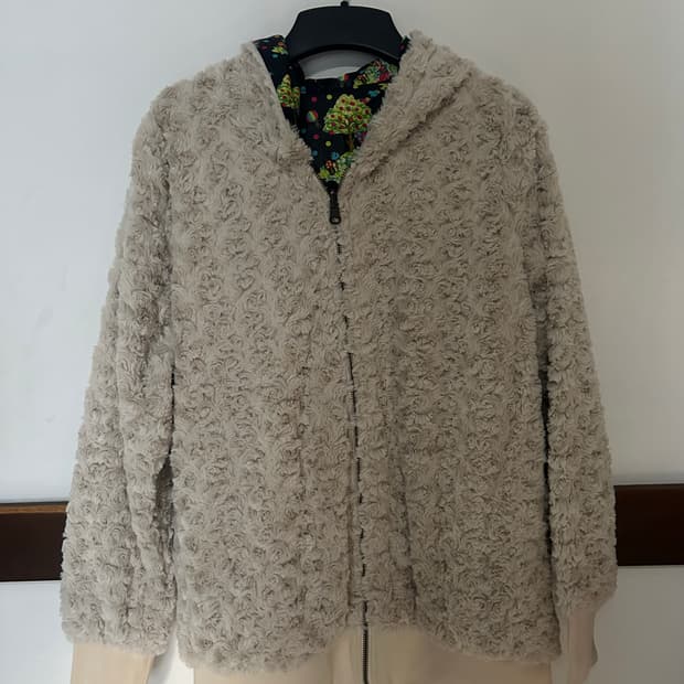 리버서블 후드집업 