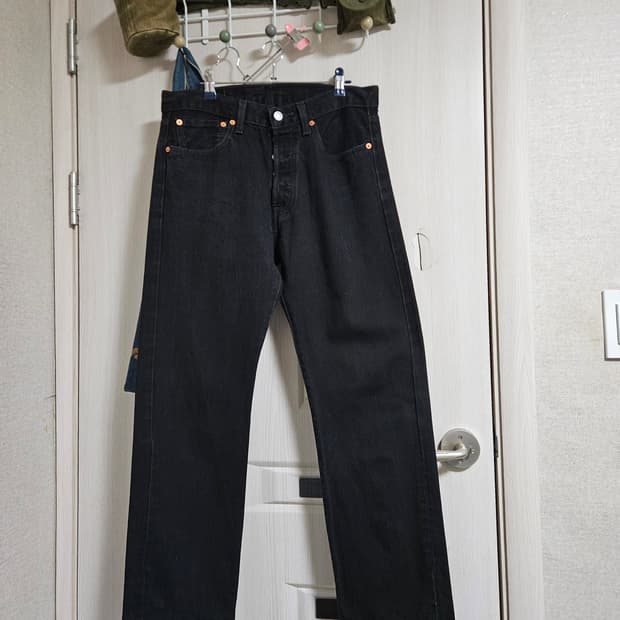 현행 levi's 501 32x30 블랙진 0660 품번 리바이스