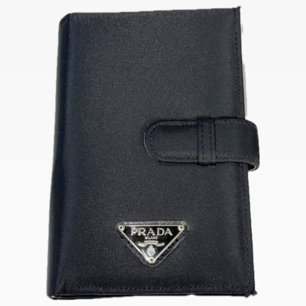 무료배송)프라다 A7 사이즈 다이어리 블랙 (박스포함)