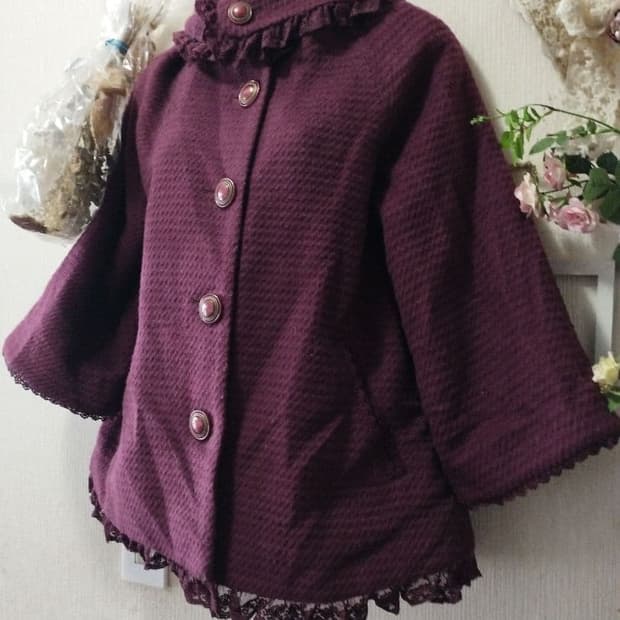 구해요) 엑시즈팜 숏코트 버건디