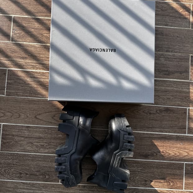 [40] 발렌시아가 불도저 미니 부츠