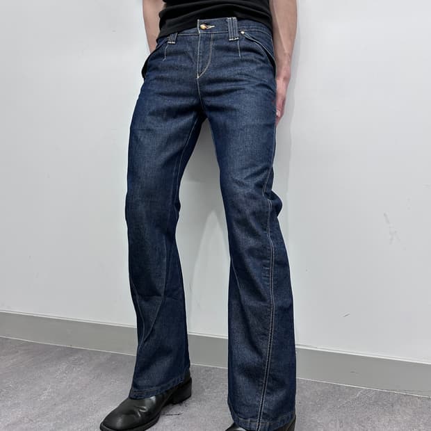 리바이스 엔지니어드 커브드 인디고 데님