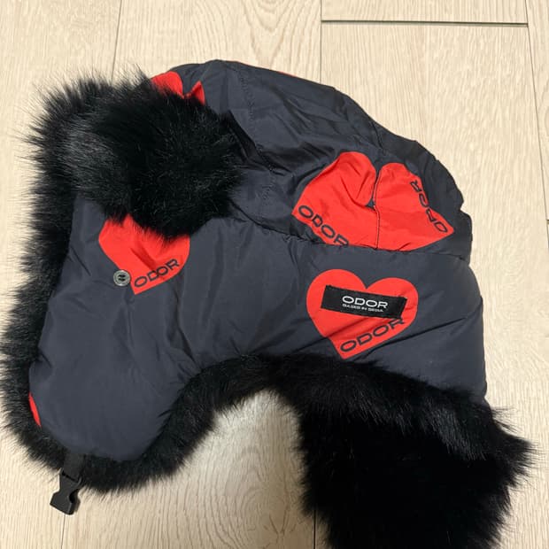 오도어 퍼 모자 Reats fluffy hat
