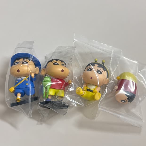짱구 피규어 4종 일괄