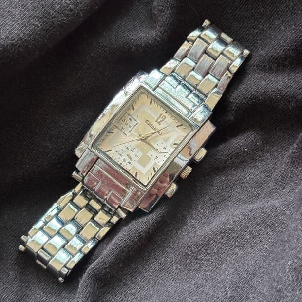 vintage oriando metal watch