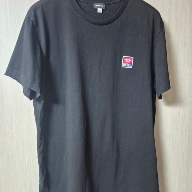 (정품) 디젤 티셔츠 반팔 남성 2XL